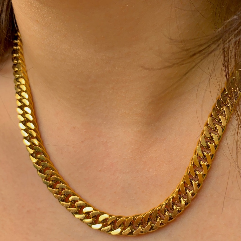 Chain necklace